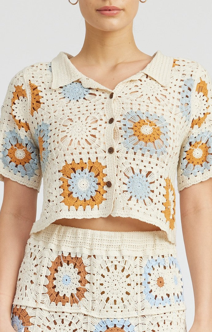 Emory Park Cream/Blue Crochet Button Front Collared Top