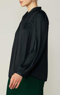 Current Air Black V-Neck Long Sleeve Pleated Blouse