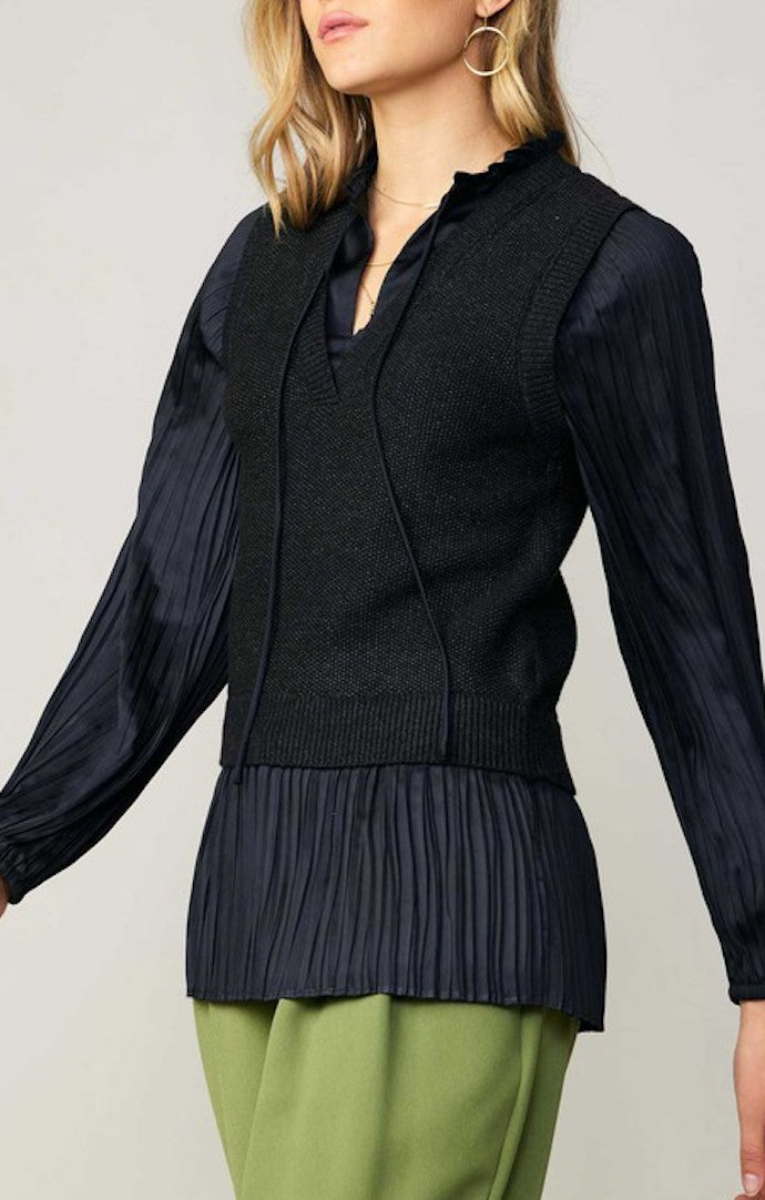 Current Air Black Long Sleeve V-neck Contrast Sleeve Sweater