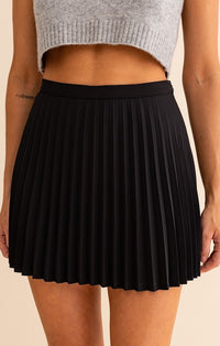 Le Lis Black Pleated Mini Skirt