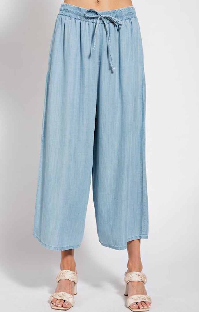 Easel Light Wash Denim Pants