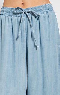 Easel Light Wash Denim Pants
