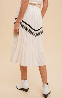 hem and thread Ivory Black Crochet Midi Skirt 